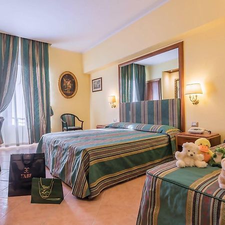 Raeli Hotel Lux Roma Dış mekan fotoğraf