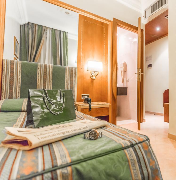 Raeli Hotel Lux Roma Dış mekan fotoğraf