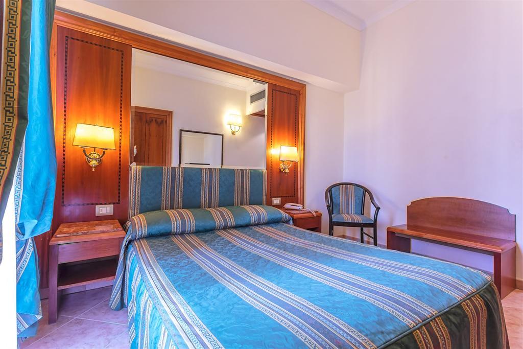 Raeli Hotel Lux Roma Dış mekan fotoğraf