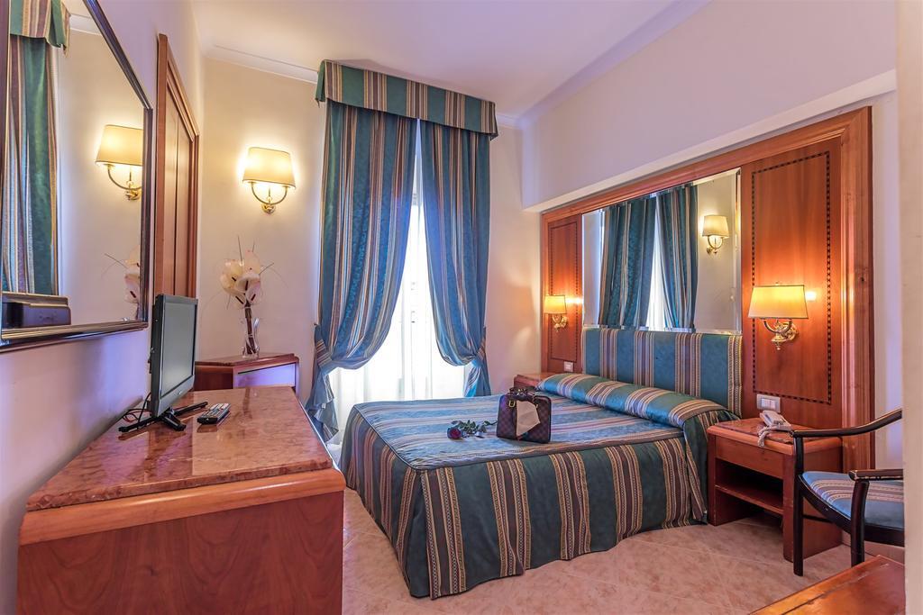 Raeli Hotel Lux Roma Dış mekan fotoğraf