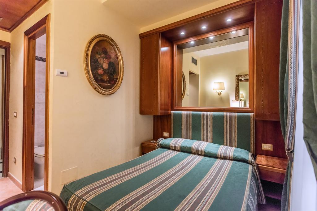 Raeli Hotel Lux Roma Dış mekan fotoğraf