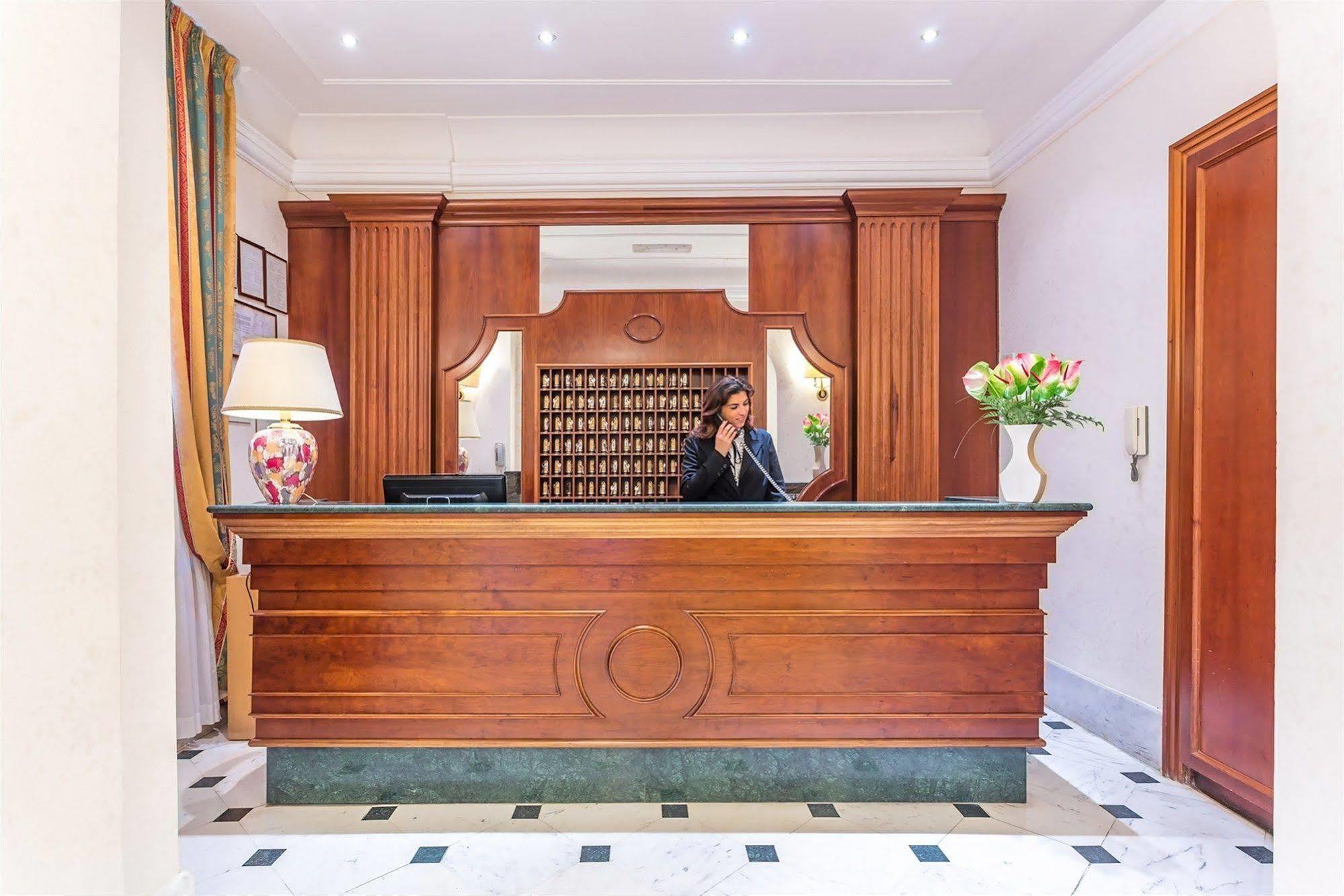 Raeli Hotel Lux Roma Dış mekan fotoğraf